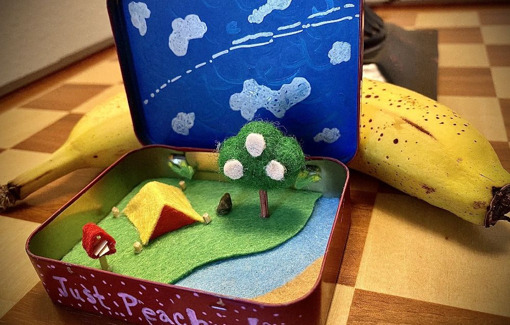 Un fan ha trasformato la propria scatola di mentine in un campeggio in tema Animal Crossing: New Horizons!